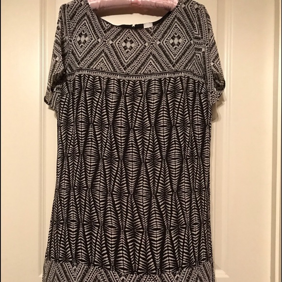 —SOLD——-. 👗 - Picture 3 of 8